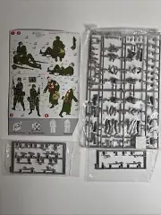 DRAGON # 6119 Fallen Comrade Aachen 1944 1/35 Scale Model WWII Kit