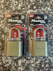 2!! Master Lock 1-1/2in Padlock Set & Reset Your Own 4 Digit Combination 175D