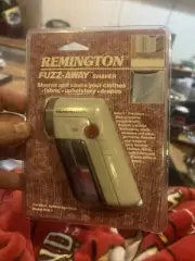 Remington Fuzz-Away Clothes Fabric Shaver Model RCS-1