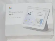 Google Nest Hub *** BRAND NEW IN SEALED BOX ***