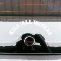 在飛比找蝦皮購物優惠-英國KILL ALL WIPERS 後擋風玻璃圓弧貼