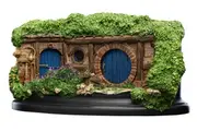 The Hobbit: 33 Lakeside - Hobbit Hole Statue