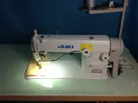 在飛比找Yahoo!奇摩拍賣優惠-JUKI工業 縫紉機、曰本制5550 N、工廠、修改衣服、學