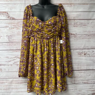Lush NWT Size L Blossom Baby Floral Long Sleeve Sweetheart Neckline Dress WD2-62
