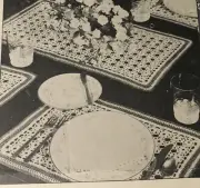#1916 Vintage LUNCHEON SET / PLACEMAT LEAFLET PATTERN to CROCHET (Repro)