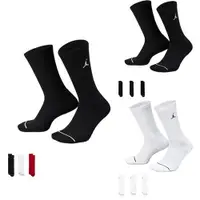 在飛比找ETMall東森購物網優惠-Nike 襪子 中筒襪 Jordan 3入組 三黑/三白/黑