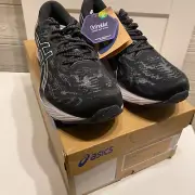 ASICS® GEL-Cumulus 23 Black White Mens Size 10 New/with Box