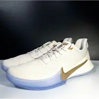 在飛比找Yahoo!奇摩拍賣優惠-Nike Mamba Focus EP 白金色 休閒 運動 