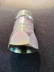 New Holland Coupling Quick Disconnect
