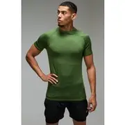 Mens Green Man Active Lightweight Essentials Gym Muscle Fit Raglan T-shirt