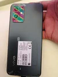在飛比找Yahoo!奇摩拍賣優惠-Vivo y55, 5g手機 螢幕破 可開機 有沒有鎖不知道
