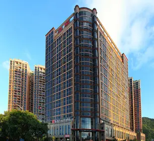 熹時代loft精品酒店(深圳北站店)Xi Times Loft Boutique Hotel (Shenzhen North Railway Station)