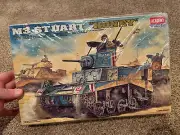ACADEMY 1/35 M3 STUART "HONEY" Model Tank Unused in BOX