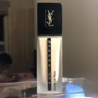 在飛比找蝦皮購物優惠-二手-YSL 恆久完美無暇粉底液B25