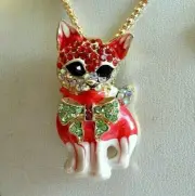 BETSEY JOHNSON LITTLE RED KITTEN WITH A GREEN BOW TIE PENDANT NECKLACE/BROOCH