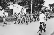 Canton China Nationalist troops march out Canton last time 1949 Old Photo