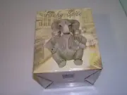 Elephant Holding Salt & Pepper Shakers Table Decor World of Wonder DWK Corp 2014