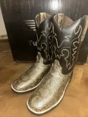 TuffRider Youth Snake Square Toe Western Boot SZ 7 NEW IN BOX