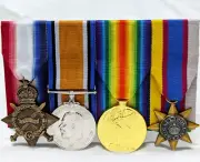 WW1 AUSTRALIAN BRITISH COMMONWEALTH MOUNTED MEDAL GROUP REPLICA GALLIPOLI STAR
