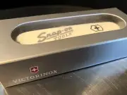VICTORINOX Snap-on Multi Tool Champ Army Small Knife New