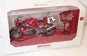 Honda RC 30 Carl Fogarty race bike UH4822 New mint in box 1-12 Isle of Man Win
