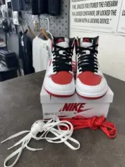 AIR JORDAN RETRO 1 HIGH OG 'HERITAGE' SNEAKER MEN SIZE 11 US