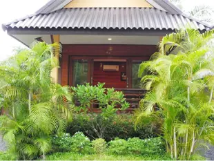 素叻羅伊島度假村Kohloy Resort Surat