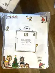 Pottery Barn Teen Peanuts Holiday Flannel Sheet set FULL snoopy Christmas