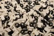 15 Lego White, Vehicle, Steering Stand 1 x 2 with Black Steering Wheel inv 212