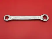 VACO No, 2022 5/8x11/16" Ratchet Box Wrench