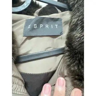 ESPRIT 軍綠色腰身羽絨外套近全新