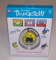 Bandi The Original Tamagotchi Virtual Reality Pet NIP