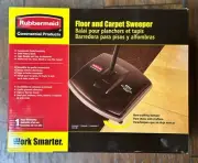 Rubbermaid Commercial 421288BLA 44 in. Floor and Carpet Sweeper - BK/GY New
