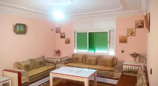 Spacious apartment near tourist attractions in the center of Meknes