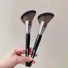 1pc Sculpting Brush Professional Smooth Touch Face Contour Brush Bronzer