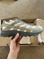 Size 9.5 - Merrell Moab Speed Zip GORE-TEX GTX Vibram Hiking Shoe Trail Runner