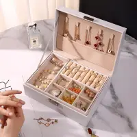 在飛比找蝦皮購物優惠-watch jewelry display storage 