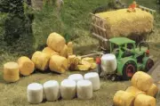 Faller Silo and Straw Bales (32) Building Kit IV N Gauge 272562