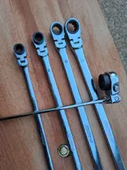 EXTRA LONG SLIM 5 piece Metric Flex Head Reversible Ratchet Spanner Set 8-19mm