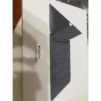 在飛比找蝦皮購物優惠-iPad 巧控鍵盤 Smart Keyboard (iPad