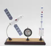 1:80 28CM Shengzhou 18 & CZ-2F Carrier Rocket Spacecraft Diecast Aerospace Model