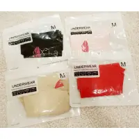 在飛比找蝦皮購物優惠-UNDERWEAR 紅脣 無痕女用內褲，小褲褲M號，新品，正