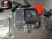 iZeeker iA100 Action Camera Kit 4K30FPS 20MP, 40M Waterproof, Touchscreen Vlog