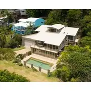 Stanwell Beach Glass House