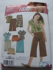 Simplicity 3813 Girls Cropped Pants Shorts Hoodie Sizes 7-16 Sewing Pattern