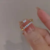 在飛比找蝦皮購物優惠-新款時尚編織水晶心形結婚戒指女士金色訂婚女戒指珠寶 Anil