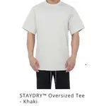 《收》M號STAYDRY™ OVERSIZED TEE - KHAKI