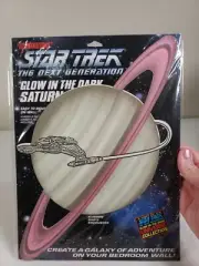 STAR TREK GLOW IN THE DARK SATURN Wall Decoration 1991 SEALED