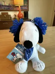 Snoopy Peanuts Christmas Musical Plush 2018 CVS Snoopy Plays Linus And Lucy