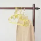 5pcs Coat Hanger Eye-catching Wide Application Non-slip Golden Cloud Shape Coat